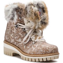 Trapery NEW ITALIA SHOES - 1915450/5 Taupe/Silver. Brązowe trapery damskie New Italia Shoes, z futra, bez zapięcia. W wyprzedaży za 699.00 zł.