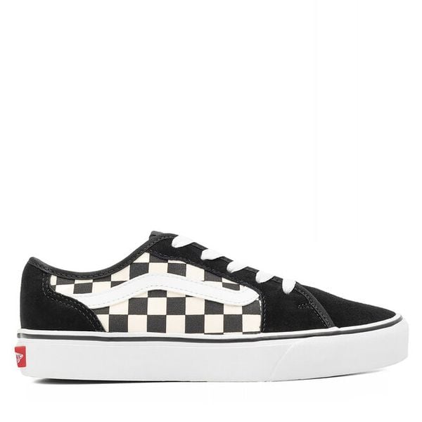 Tenisówki Vans. Czarne trampki i tenisówki damskie Vans, bez wzorów, bez zapięcia. Za 199.99 zł.