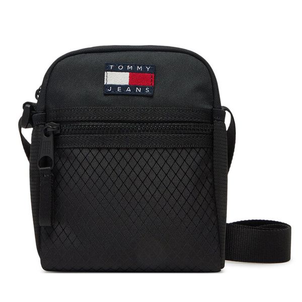 Saszetka Tommy Jeans. Czarne saszetki i nerki męskie Tommy Jeans, z jeansu, małe. Za 219.99 zł.