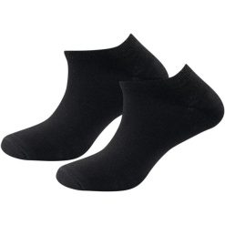 2-pak skarpetek Devold Daily Merino Shorty Sock - Black. Czarne skarpety męskie Devold, bez wzorów, z materiału. Za 65.00 zł.