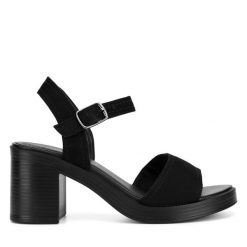Sandały Lasocki. Czarne sandały damskie Lasocki, bez wzorów, bez obcasa, na słupku, bez zapięcia. Za 169.99 zł.