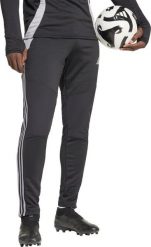 Spodnie męskie adidas Tiro 24 WInterized czarne IM9974 L. Czarne spodnie sportowe męskie Adidas, l, bez wzorów. Za 172.45 zł.