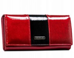Portfel damski 4U Cavaldi H20-3-SH9-BL czerwony. Czerwone portfele damskie 4U Cavaldi, z lakierowanej skóry. Za 67.00 zł.