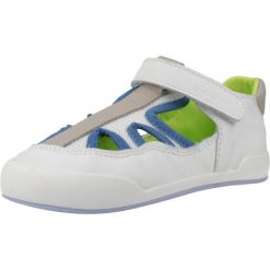 Sandały BLANDITOS ESTELABD Biały. Białe buty zimowe męskie BLANDITOS BY CRIO'S, bez wzorów, ze skóry, bez obcasa, bez zapięcia. Za 208.99 zł.