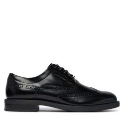 Półbuty Tommy Hilfiger. Czarne buty wizytowe męskie Tommy Hilfiger, bez wzorów, bez obcasa, bez zapięcia. Za 699.99 zł.