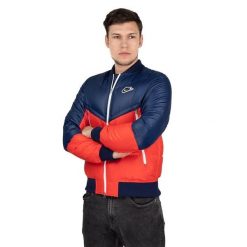 Kurtka Sportowa Męska Nike. Czerwone kurtki sportowe męskie Nike, m, bez wzorów, bez kaptura, na fitness i siłownię. Za 363.40 zł.