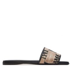 Klapki Max Mara. Brązowe klapki damskie Max Mara, bez wzorów, bez obcasa, bez zapięcia. Za 1,979.00 zł.