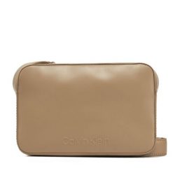 Torebka Calvin Klein. Brązowe listonoszki damskie Calvin Klein, bez wzorów, bez dodatków. Za 229.99 zł.