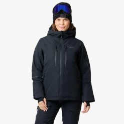 Kurtka narciarska Kobieta Swedemount Freeride Jacket wodoodporna. Czarne kurtki sportowe damskie SWEDEMOUNT, na zimę, bez wzorów, bez ramiączek, bez kaptura, narciarskie. Za 899.99 zł.