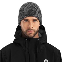 Zimowa czapka beanie Sporty zimowe Siroko Onyx. Czarne czapki damskie SIROKO, na zimę, bez wzorów, z tkaniny, sportowe. Za 127.00 zł.