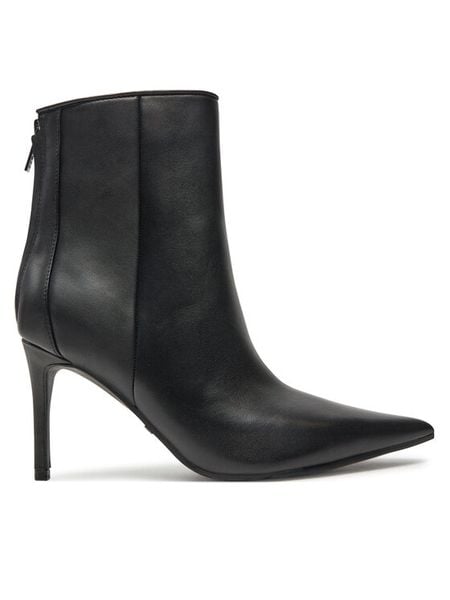 Guess Botki Feyly FLDFEY LEA10 Czarny. Czarne botki damskie Guess, z aplikacjami, ze skóry, bez obcasa, na szpilce, bez zapięcia. Za 559.99 zł.