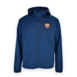 Kurtka softshell FC Barcelona niebieska. Niebieskie kurtki męskie FC BARCELONA, na jesień, s, bez wzorów, z softshellu, sportowe, bez kaptura. W wyprzedaży za 419.75 zł.