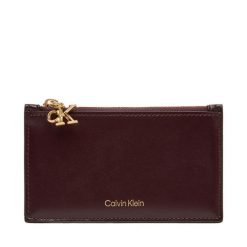 Portfel Calvin Klein. Czerwone portfele damskie Calvin Klein. Za 179.99 zł.