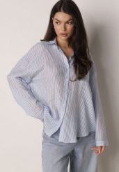 Niebieska Koszula o Kroju Oversize z Tencelu w Paski Ozdobiona Haftem Tidine. Niebieskie koszule damskie Born2be, uniwersalny, bez wzorów, z jeansu, biznesowe, bez kołnierzyka, bez ramiączek. Za 84.99 zł.