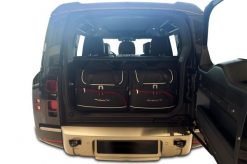 Torby Do Bagażnika Land Rover Defender 5-7 Seats 110 2019+ 5Szt Kjust. Czarne torby podróżne damskie KJUST, bez wzorów, z kauczuku. Za 1,503.00 zł.
