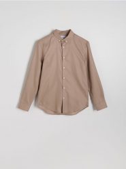 Bawełniana koszula regular fit - brązowy. Brązowe koszule męskie Reserved, l, bez wzorów, z bawełny, bez kołnierzyka, bez ramiączek. Za 119.99 zł.