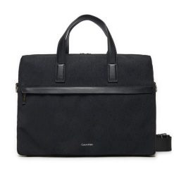 Torba na laptopa Calvin Klein. Czarne torby na laptopa damskie Calvin Klein, bez wzorów. Za 389.99 zł.