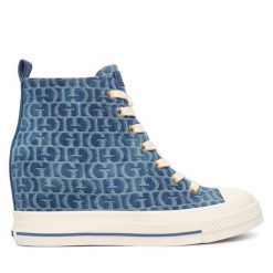 Trampki Guess. Niebieskie trampki i tenisówki damskie Guess, z aplikacjami, bez zapięcia. Za 494.99 zł.