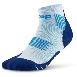 Męskie skarpety kompresyjne do biegania sportowe za kostkę Core Run CEP. Niebieskie skarpety męskie CEP, bez wzorów, z elastanu. Za 79.00 zł.