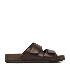 Klapki Lasocki. Brązowe klapki męskie Lasocki, bez wzorów, bez zapięcia. Za 159.99 zł.