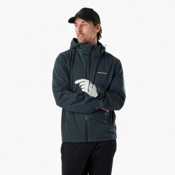 Kurtka outdoor hiking męska Swedemount On Course Jacket II szybkoschnąca. Zielone kurtki męskie SWEDEMOUNT, z tkaniny, bez zapięcia. Za 449.99 zł.