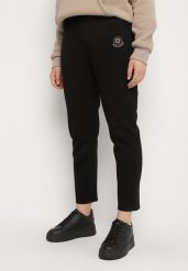 Czarne Spodnie Dresowe z Ozdobą z Boku Rialane. Czarne spodnie dresowe damskie Born2be, z aplikacjami, z dresówki, eleganckie. Za 59.99 zł.