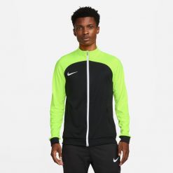 Bluza treningowa męska Nike Nk Dri-fit Academy Pro Trk Jkt K. Czarne bluzy męskie Nike, m, bez wzorów, sportowe, bez ramiączek, bez kaptura. W wyprzedaży za 216.75 zł.