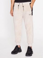 EA7 Emporio Armani Spodnie dresowe 6RPP82 PJSFZ 1716 Srebrny Regular Fit. Szare spodnie sportowe męskie EA7 Emporio Armani, m, bez wzorów, z dresówki. Za 599.99 zł.