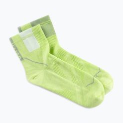 Skarpety BUFF CoolNet Quarter. Zielone skarpetki damskie Buff, bez wzorów. Za 109.99 zł.
