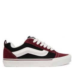 Tenisówki Vans. Czerwone trampki męskie Vans, bez wzorów, bez zapięcia. Za 399.99 zł.