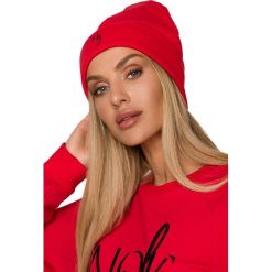 Czapka Beanie z Haftem - Czerwona. Czerwone czapki damskie MOE, bez wzorów, z bawełny. Za 96.90 zł.