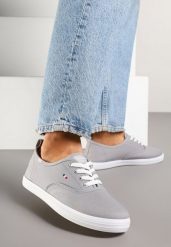 Jasnoszare Basicowe Tenisówki Vices Hallriva. Szare trampki i tenisówki damskie Renee, bez wzorów, z jeansu, bez zapięcia. Za 44.99 zł.
