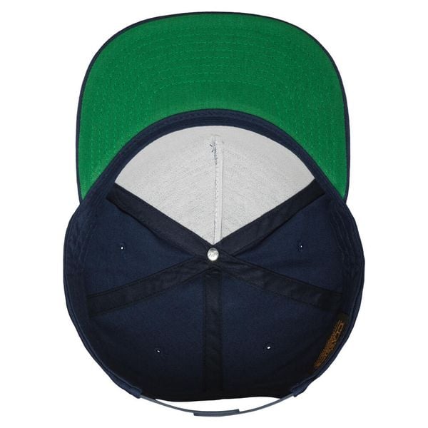 Czapka Flexfit Classique 5 panel. Niebieskie czapki damskie FLEXFIT, bez wzorów, z materiału, eleganckie. Za 113.50 zł.