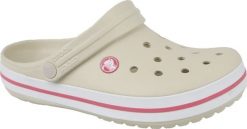 Crocs Klapki damskie Crockband beżowe r. 37/38 (11016-1AS). Brązowe klapki damskie Crocs, bez wzorów, sportowe, bez obcasa, bez zapięcia. Za 214.84 zł.