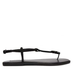 Sandały KARL LAGERFELD. Czarne sandały damskie KARL LAGERFELD, bez wzorów, bez obcasa, na płaskiej podeszwie, bez zapięcia. Za 526.99 zł.