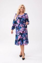 Sukienka Floriana - kobiecość i komfort w kwiatowym wydaniu w odcieniach fioletu PLUS SIZE XXL OVERSIZE. Czerwone sukienki damskie Moda Size Plus Iwanek, na co dzień, na jesień, plus size, bez wzorów, z elastanu, eleganckie, bez kołnierzyka, plus size, bez ramiączek, midi, dopasowane. W wyprzedaży za 169.90 zł.