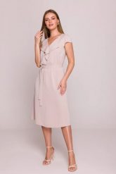 Elegancka sukienka rozkloszowana z krótkim rękawem beżowa. Brązowe sukienki damskie Stylove, na co dzień, l, bez wzorów, z materiału, eleganckie, bez kołnierzyka, bez ramiączek, midi, proste. Za 339.00 zł.