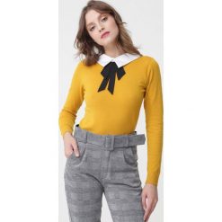 Żółty Sweter Nola. Żółte swetry nierozpinane damskie Born2be, l, bez wzorów, bez kołnierzyka, bez ramiączek. Za 69.99 zł.