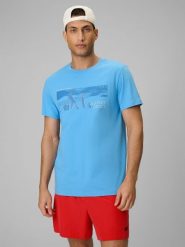 4F T-shirt reagular z nadrukiem męski - niebieski S. Niebieskie t-shirty męskie 4F, m, bez wzorów, z bawełny, bez kołnierzyka, bez ramiączek. Za 59.99 zł.