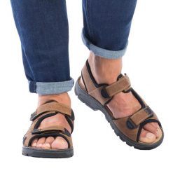 Sandały Męskie Ze Skóry Ekologicznej Zapinane Na Dotyk. Brązowe sandały męskie Rieker, bez wzorów, z materiału, bez zapięcia. Za 380.99 zł.