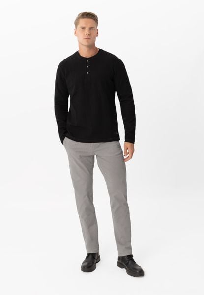 Materiałowe spodnie R-MATEO. Szare spodnie materiałowe męskie Volcano, bez wzorów, z bawełny. Za 179.99 zł.