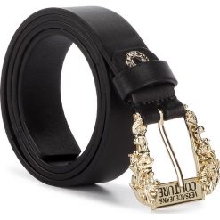 Pasek Damski VERSACE JEANS COUTURE - D8VUBF01 71219 899. Czarne paski damskie Versace Jeans Couture, bez wzorów, z jeansu. Za 419.00 zł.