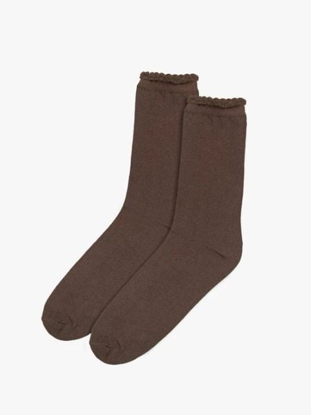 Brązowe skarpety bawełniane z falbanką. Brązowe skarpetki damskie Ryłko, bez wzorów, z bawełny. Za 24.99 zł.