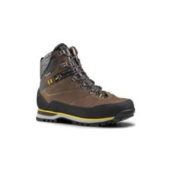 Buty trekkingowe wysokie TREK 900 męskie. Brązowe trekkingi męskie FORCLAZ, z kauczuku, bez zapięcia. Za 669.99 zł.