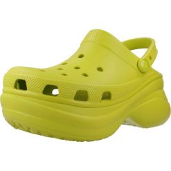 Tenisówki Crocs Model Classic Bae Clog Kolor Zielony. Zielone trampki i tenisówki damskie Crocs, bez wzorów, z gumy, bez zapięcia. Za 159.99 zł.
