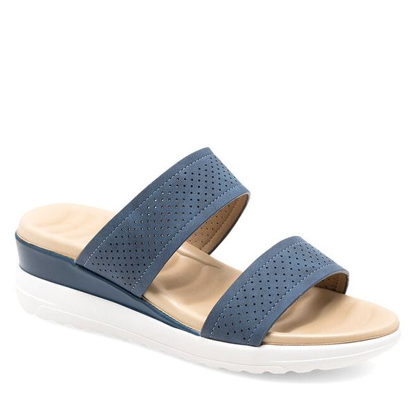 Klapki Clara Barson. Niebieskie klapki damskie Clara Barson, bez wzorów, bez obcasa, bez zapięcia. Za 89.99 zł.