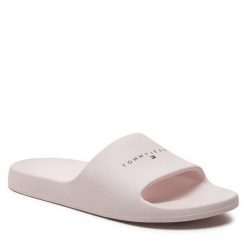 Klapki Tommy Jeans. Klapki damskie Tommy Jeans, bez wzorów, z jeansu, bez obcasa, bez zapięcia. Za 109.99 zł.
