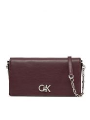 Calvin Klein Torebka K60K612806 Bordowy. Czerwone torebki do ręki damskie Calvin Klein, bez wzorów, ze skóry, bez dodatków. Za 369.99 zł.