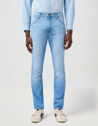MESKIE SPODNIE WRANGLER LARSTON SLATE SHADE 112362560. Jeansy męskie Wrangler, z jeansu. Za 219.99 zł.