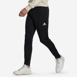 Entrada 22 Training Pants. Czarne spodnie dresowe damskie Adidas, l, bez wzorów, do piłki nożnej. Za 121.00 zł.